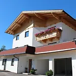 Appartement Hanna By Interhome